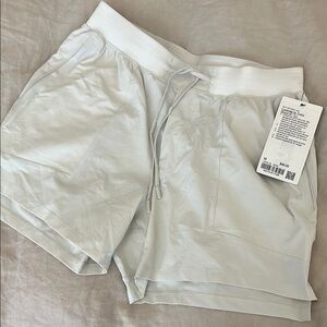 Lululemon men shorts 5”